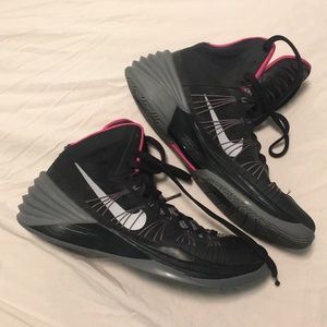 2013 Nike Hyperdunks (Black/Gray/Pink)